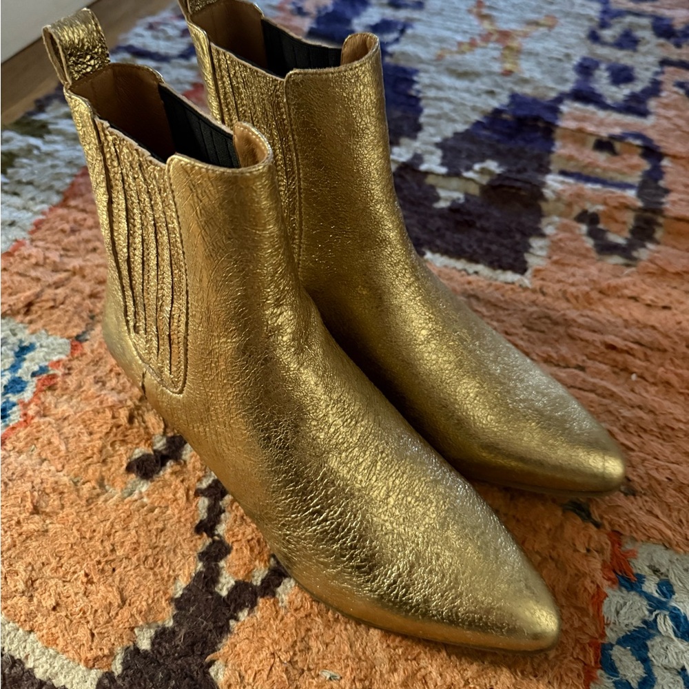 IVELEE COPENHAGEN Sz 38 Gold Ankle Boots